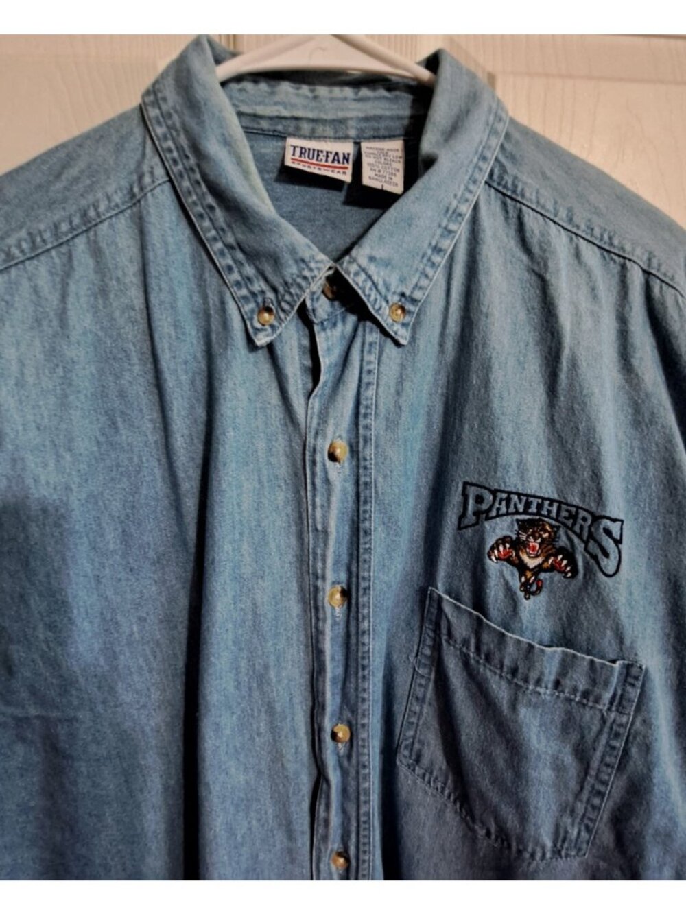 True-Fan Sportswear Men's Denim Florida Panthers Button-Down Shirt Blue - Picture 5 of 7